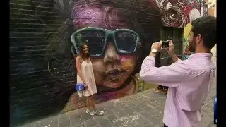 Australia Street Artists Spray Paint in Melbourne | Amazing Videos 365