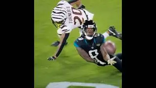 🤣 Jags Calvin Ridley Drops The Ball Pass From Trevor Lawrence Bengals Vs Jaguars Scripted NFL