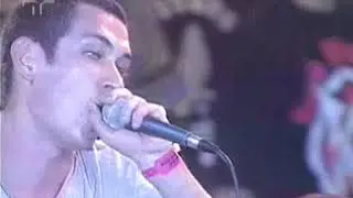 Garage Fuzz - 02 - Replace (Ao Vivo Musikaos 29 09 2001) WES @LBVIDZ