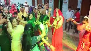 PERFUME LAGAVE CHUNNI ME RAJASTHANI MARRIAGE GROUP LADIES DANCE || RAMKISHORE BOHRA