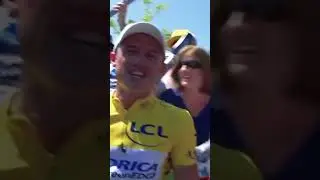 The bus gets stuck... 🤣 and other great Aussie Tour de France moments!