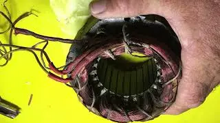 How to Make a Capacitor Charger Using a 200W Bulb 💡