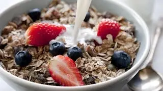 How To Make Cereal The Correct Way