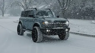Ford Bronco + Georgia Heavy Snow (moving stills / snow ASMR - 4K)