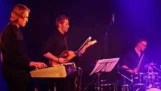 Aki Louhela & Tom Jones Tribute Band - Resurrection Shuffle - Teatteri Rio 2016