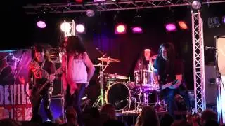 Devils Due - Live @ Phoenix Hill Tavern - Louisville, KY (02.01.14) - I Stand Alone