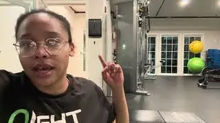 VLOG || Gym & Hiking with Pooh’s Workout Book!?