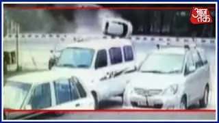 Car Topples After Hitting Divider In Sirohi, Rajasthan