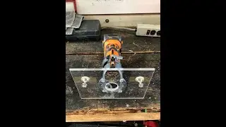 How I created a custom router base for my Ridgid trim router