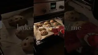 Bake cookies w/ me!!👩🏼&zwj;🍳🍪🌟#baking #vlog #winter #fypシ゚ #aesthetic #blowup #trending #preppy