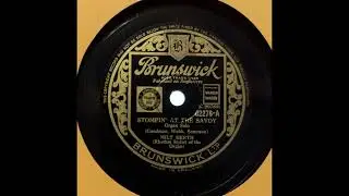 The Milt Herth Trio - Stompin' At the Savoy (1936)