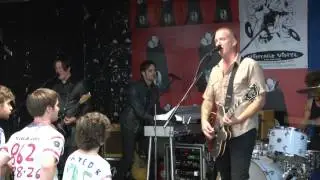 Queens of the Stone Age at Vintage Vinyl in NJ Part 6 June 6, 2013 (Little Sister)