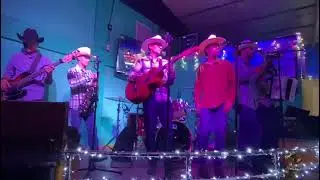 Mira Oye - conjunto la atraxxion 20/12/2025