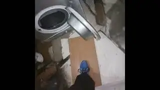 Urbex z kolegą w opuszczonym liceum 
