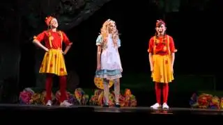 Julia and Sophia as Tweedle Dee and Tweedle Dum