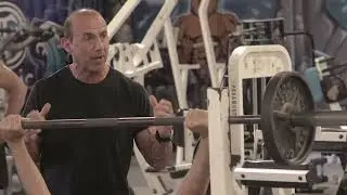 Incline Chest Press Vs Decline #dougbrignole #smarttraining365
