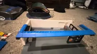 I made a repair shop out of Lego and here is a tour of it 