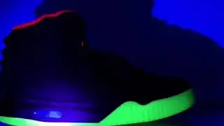 Air Yeezy 2 Solar Red Glow In Dark