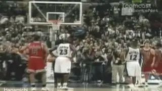 Michael Jordan scores 30,000 career points