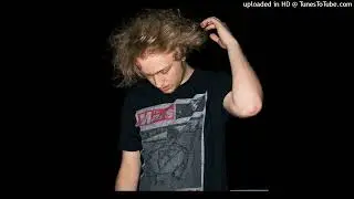 elkay - Poucas Palavras [44boinear]