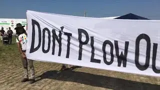 Anti-Ford protesters show at Chatham-Kent plowing match