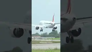 Aerobridge Docking | Passenger Boarding Bridge #shorts