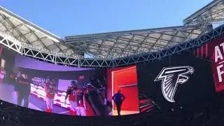 Atlanta Falcons Team Introductions &mdash; 12/2/18