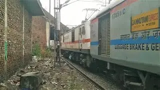 (12550) (Jammu Tawi - Durg) SF Express With (TKD) WAP7 Locomotive.!