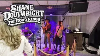 Shane Douthwright and The Road Kings on Wonder Of The Seas 