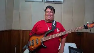 JUNIOR GROOVADOR toca um VS de forr&oacute; de (plays a forr&oacute; from) 