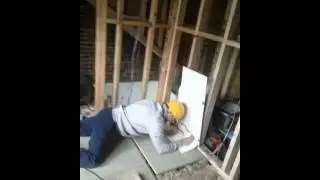 How to test a hard hat