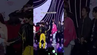 The interaction between Chaeyoung and CORTIS is so cute!! #TWICE #CHAEYOUNG #CORTIS