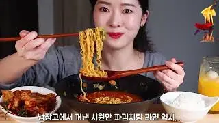 Dlune eat food Noodles 😲