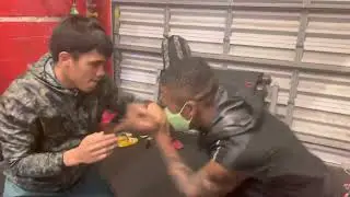 Yoandris Salinas y Mike Plania en el Moros Gym