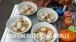 beli bakso gandaria city street food 😀