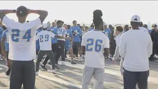 Chargers tour USS Abraham Lincoln