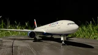Skymarks Delta Boeing 777-200LR Review (1:200)