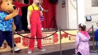 Gully gang gig at gullivers world