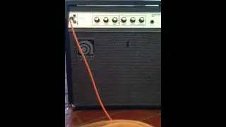Демо Ampeg GU-12