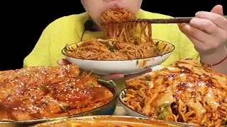 Eating spicy sesame sauce instant noodles, it smells so good Mukbang Asmr
