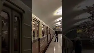 Прибытие 81-717.5А/714.5А (Ретропоезд) на станцию Тропарёво