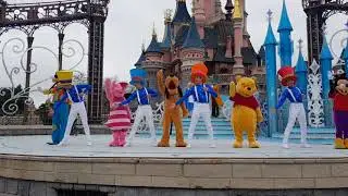 Spectacle Mickey présente : Joyeux Anniversaire (Disneyland Paris 29/01/2018)