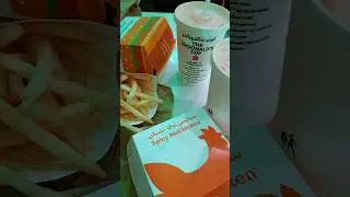 Burger# Chicken burger#spicy mcchicken#yummy#food#saudiarabia