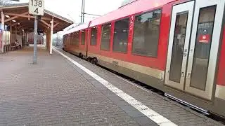 Ausfahrt eines RE74 nach Husum in Schleswig 648.1