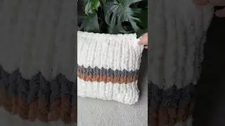 Hand knit chunky pillow cover #knitting #handknitting #diy #pillowcovers #pillowcases #knit