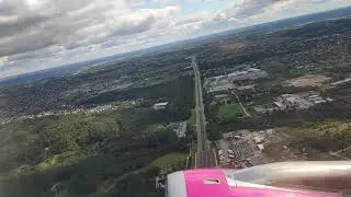 Take off at Vilnius VNO. Despegue en Vilnius VNO. Взлет в Вильнюсе VNO.