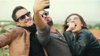 Week-end entre amis / City break with friends / fin de semana con amigos