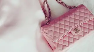 Unboxing Chanel 19s iridescent pink classic medium flap
