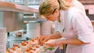 NYC's Famous Four Seasons Restaurant Wants to Teach You to Cook