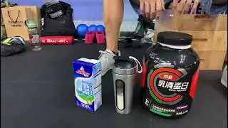 STAINLESS STEEL SHAKER WITH WINDOW